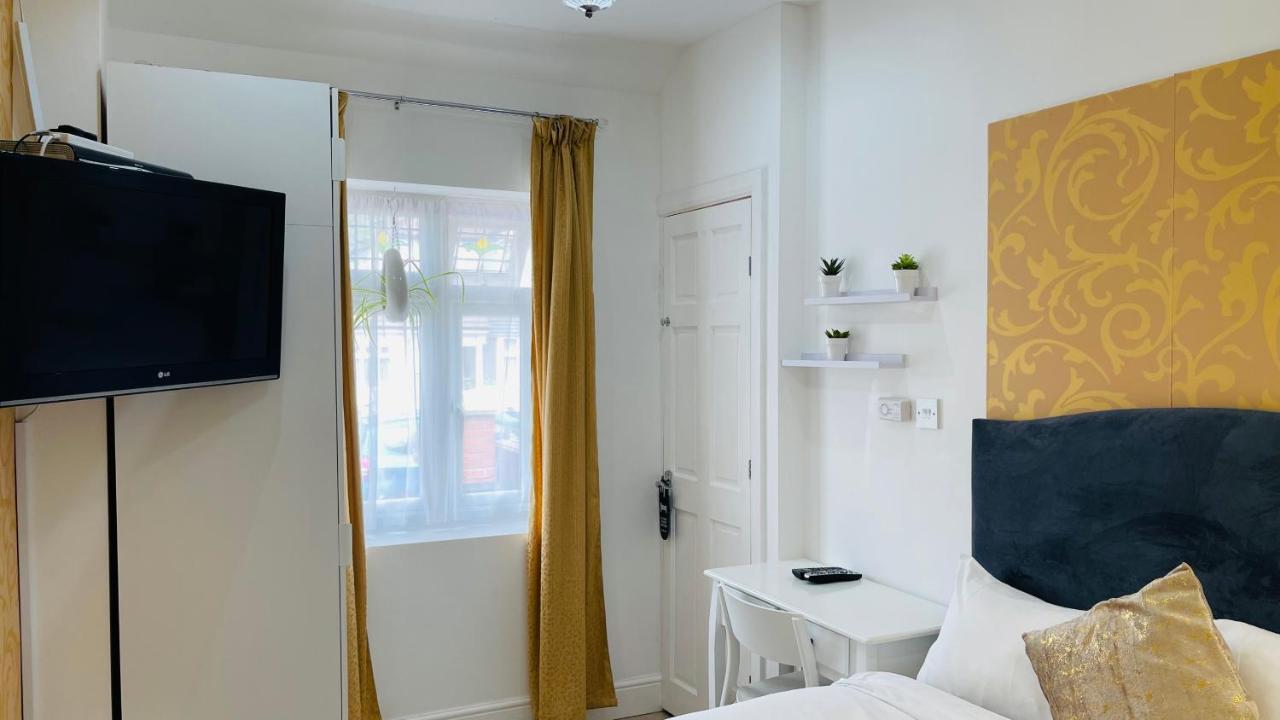 Отель Mayday House Лондон Экстерьер фото