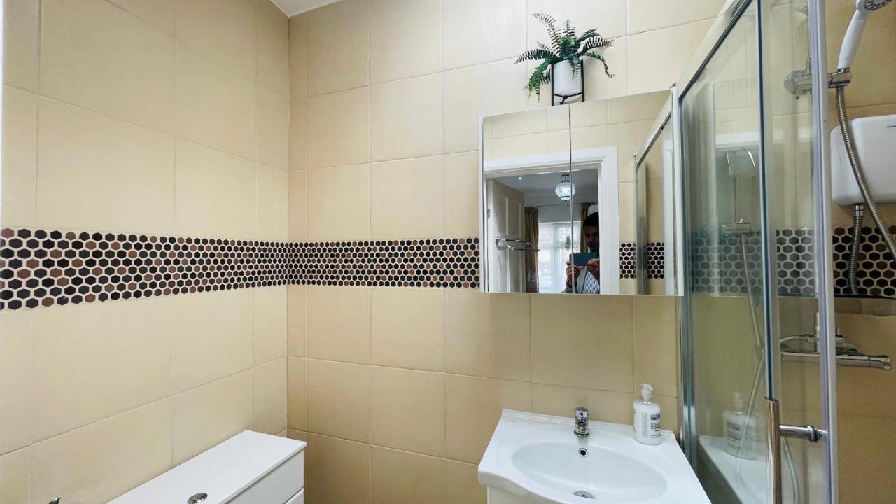 Отель Mayday House Лондон Экстерьер фото